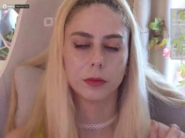 Explore 26 years old -Light-Fury- from BongaCams -Light-Fury- from BongaCams