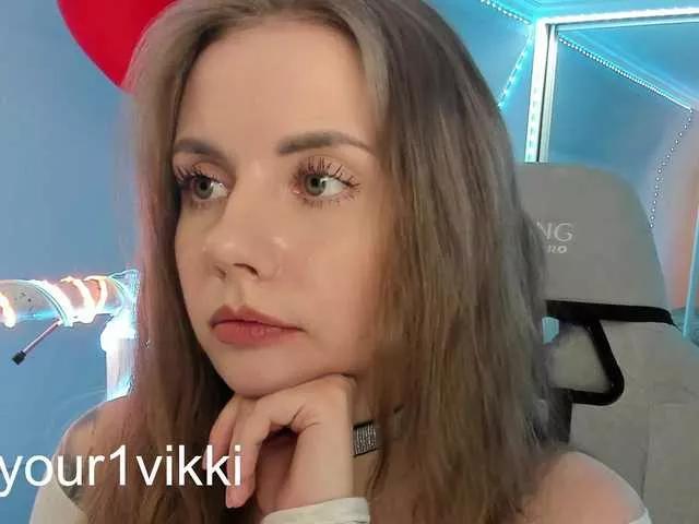 -VikkiL0vesCheese- on BongaCams 