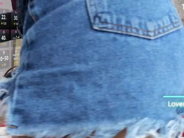 AdaraMills on BongaCams 