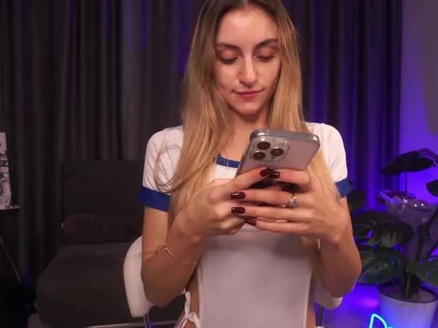 Try BongaCams's Adria-lux adria-lux from BongaCams