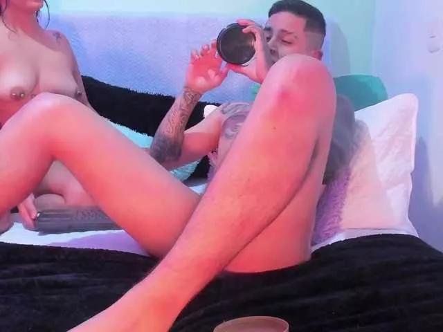 Alana-and-Jack on BongaCams 