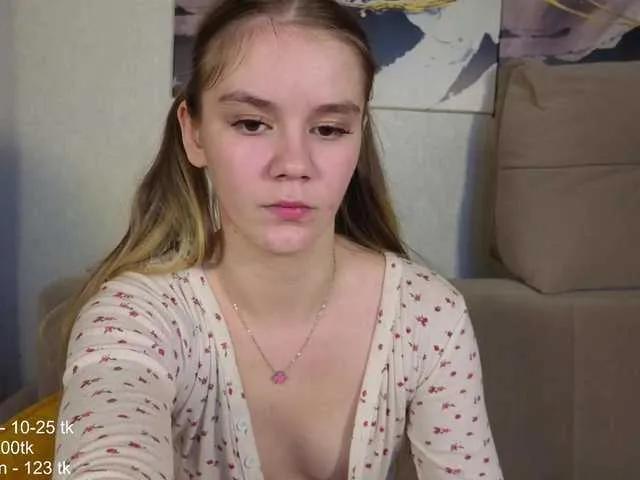 Try 18 years old Angelok3 from BongaCams Angelok3 from BongaCams
