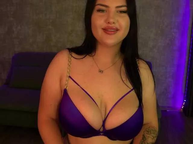 annemeow on BongaCams 