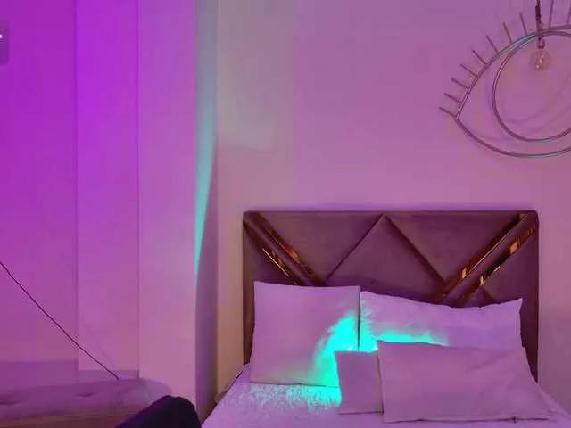 AprilRhodes on BongaCams 