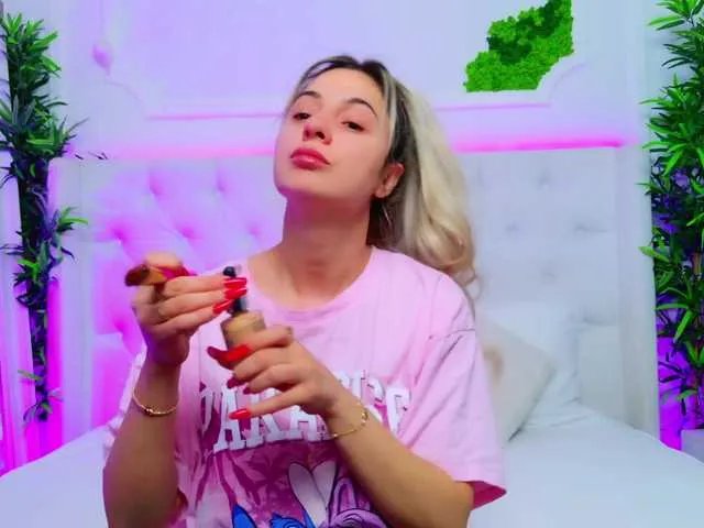 AriannaSins on BongaCams 