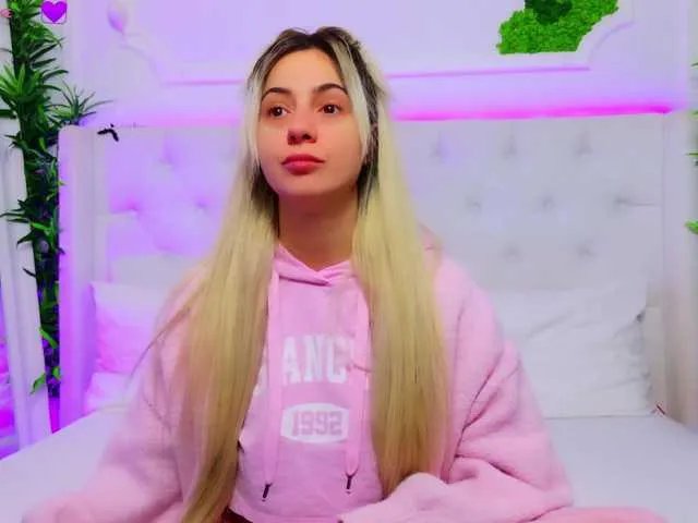 AriannaSins on BongaCams 