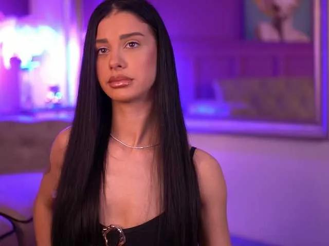 ArinaRhodes on BongaCams