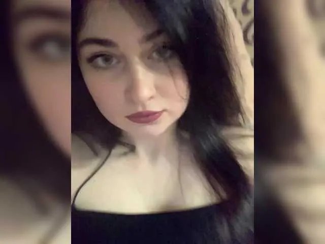 BabyMilia717 from BongaCams