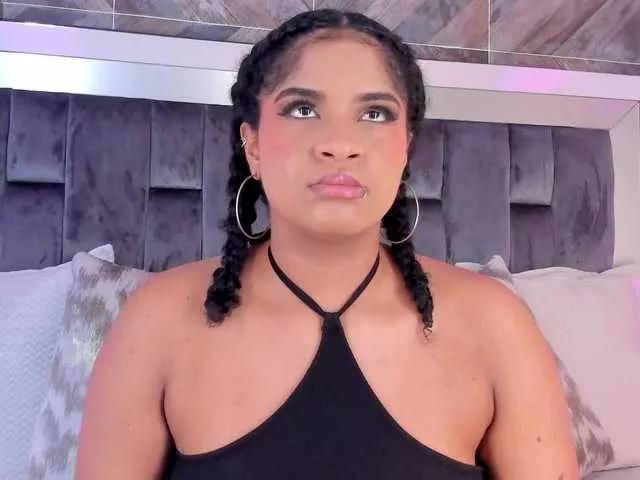 Camilafoox on BongaCams 