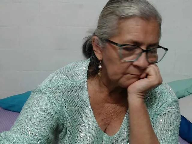 Freechat candy-mature on BongaCams