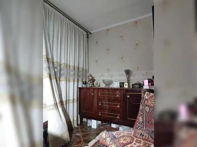 caroliiine from BongaCams