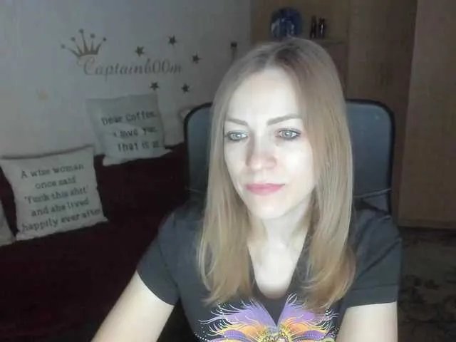 Freechat CherishSia on BongaCams