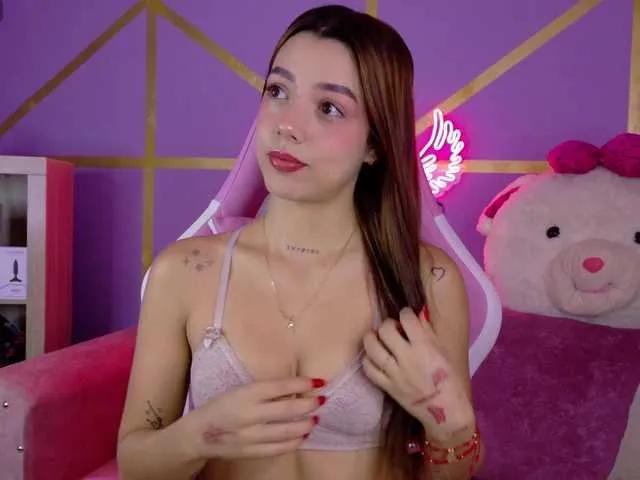 Chloegil on BongaCams