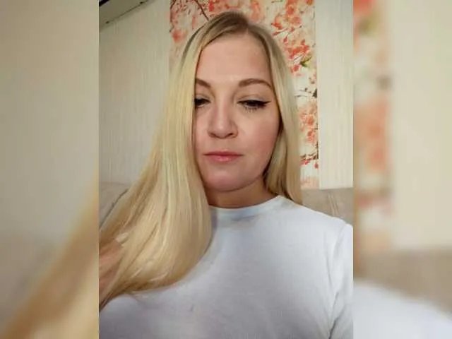 choose-me111 on BongaCams