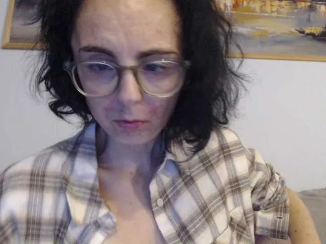 Freechat cleophee on BongaCams