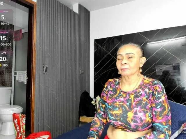 Checkout hot camwhore Cloeerabbyt cloeerabbyt from BongaCams