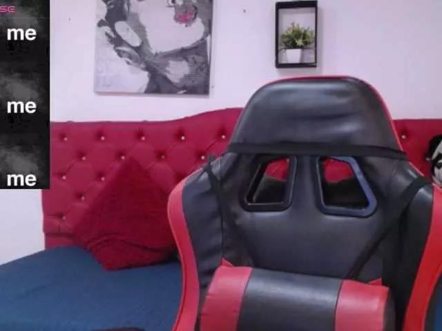 cristal-horny19 on BongaCams 