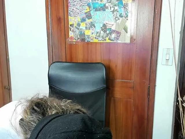 Freechat DestinyHills on BongaCams