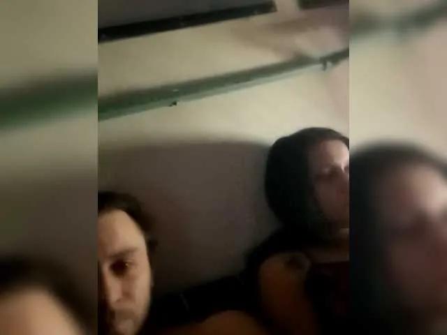 Amazing Di-Quodnone wants you to fuck their body now Di-Quodnone from BongaCams