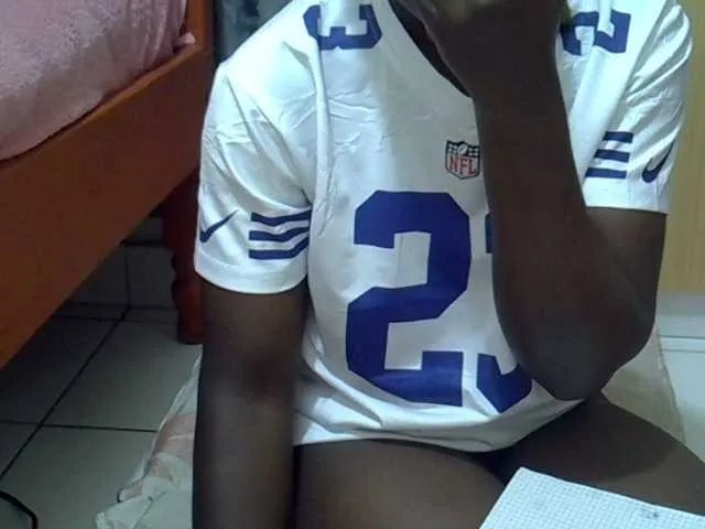 Ebonydora — Freechat on BongaCams