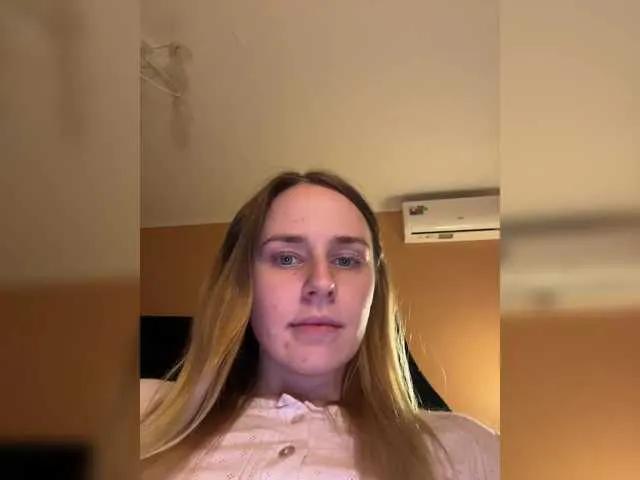 Join amazing camslut Elegantbabe elegantbabe from BongaCams