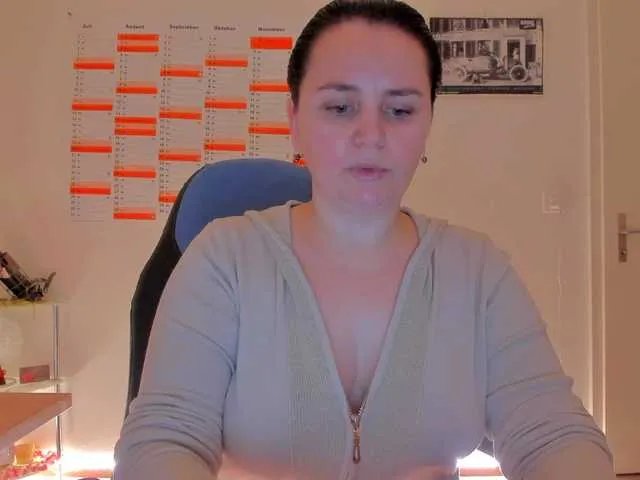 Freechat Elieen2 on BongaCams