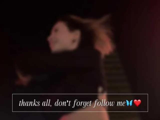 Admire BongaCams's Emely1benz emely1benz from BongaCams