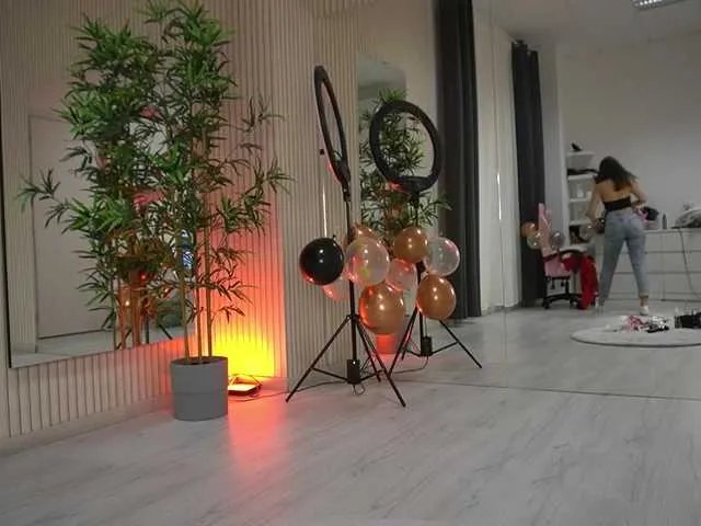 Freechat EmmaBlanco on BongaCams