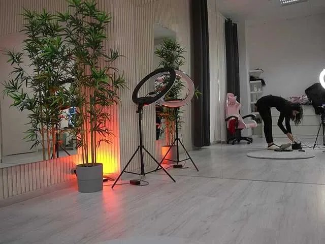 Freechat EmmaBlanco on BongaCams