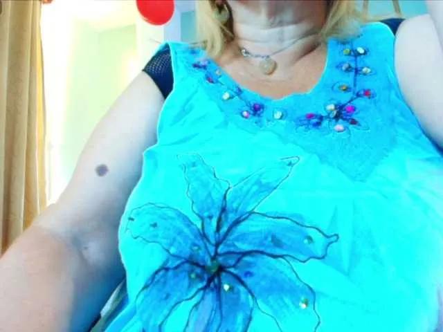 Freechat girl-amada on BongaCams