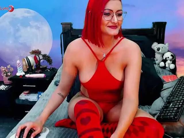 Hanna-Luna on BongaCams