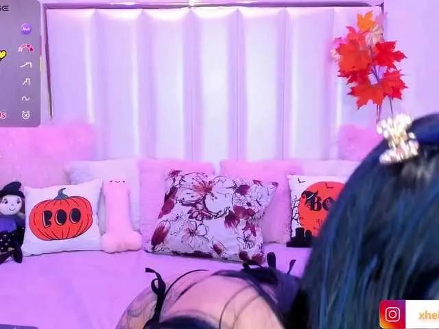 Freechat HellenParis on BongaCams