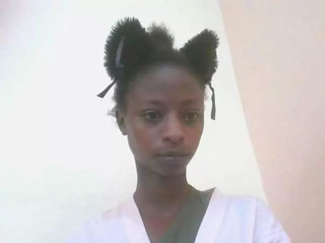 Hotpussyebony on BongaCams 