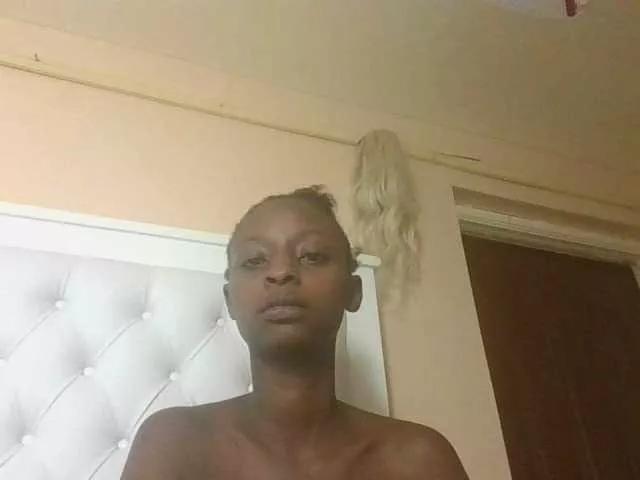 Hotpussyebony on BongaCams 