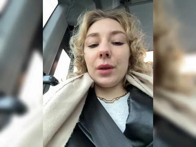 Freechat Janchi- on BongaCams