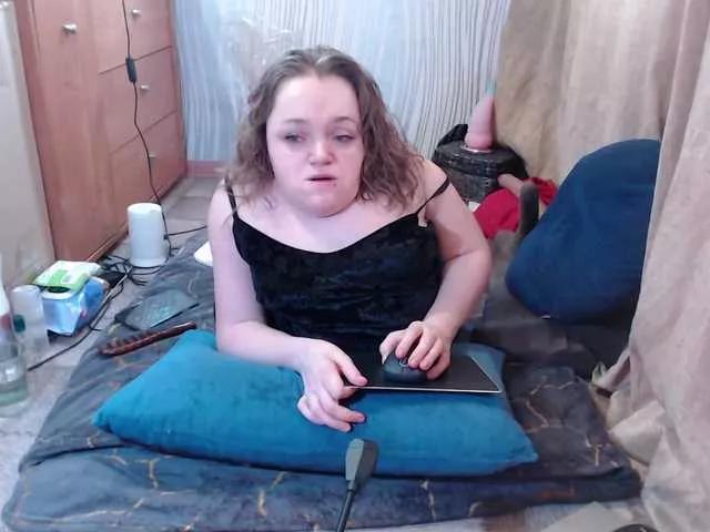 Julia-79 on BongaCams 