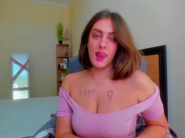 Explore dirty slut Kametia Kametia from BongaCams