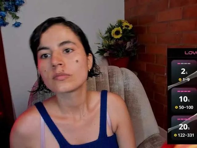 Freechat katiae on BongaCams