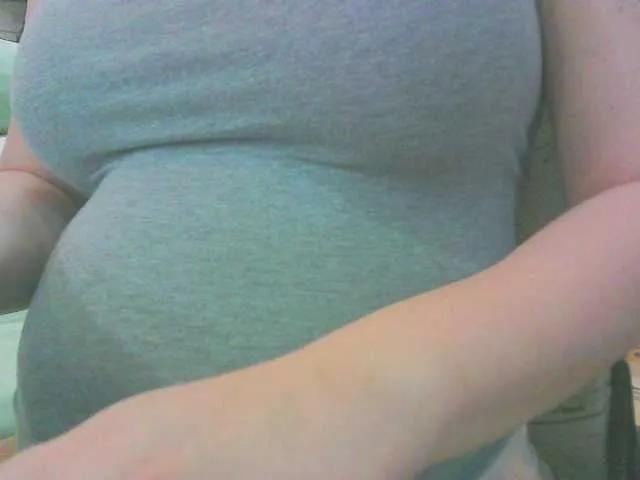 Freechat KeepmepregO on BongaCams