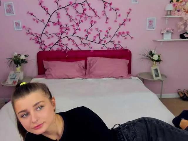 Freechat KennaOlsen on BongaCams