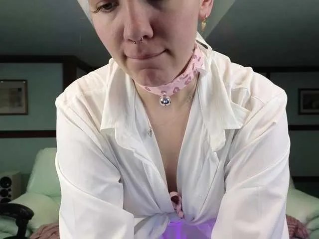 Discover BongaCams's KiraRustle KiraRustle from BongaCams