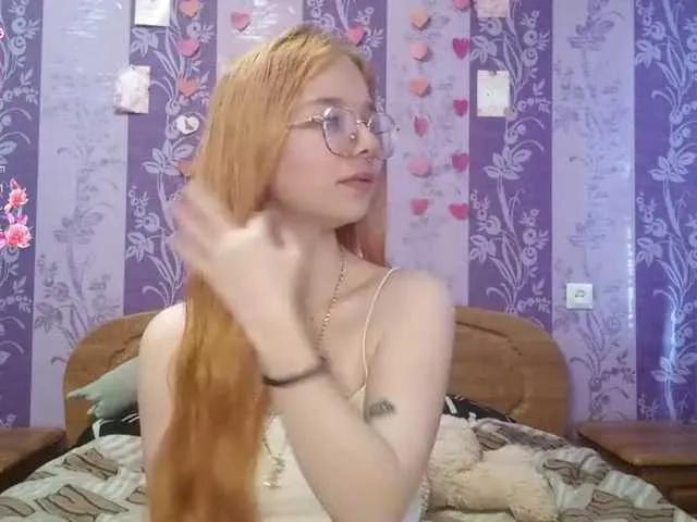 Join naked model LeonaZdenek LeonaZdenek from BongaCams