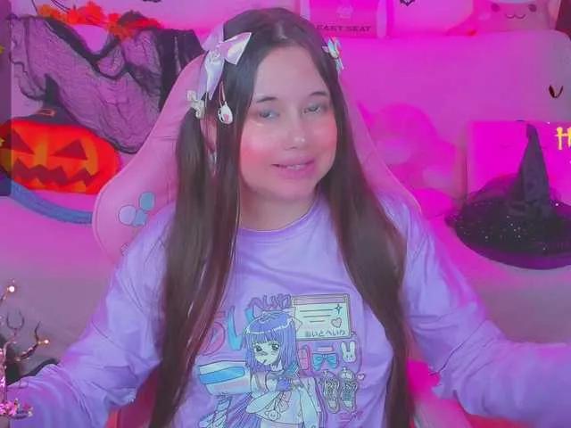 LittleKitsune on BongaCams 