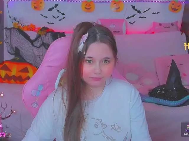 LittleKitsune on BongaCams 