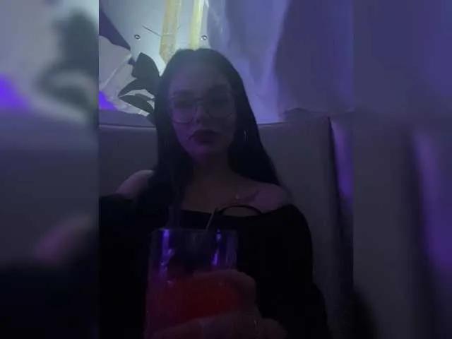 Discover Liysan11, they want to masturbate for you Liysan11 from BongaCams