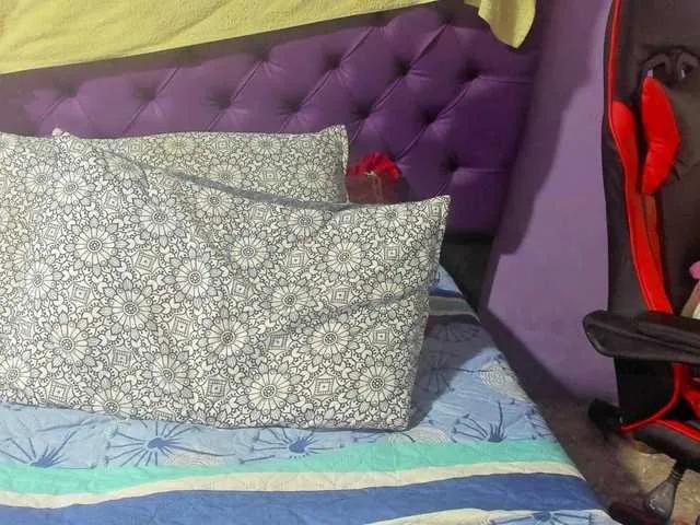 Freechat MargothClain on BongaCams