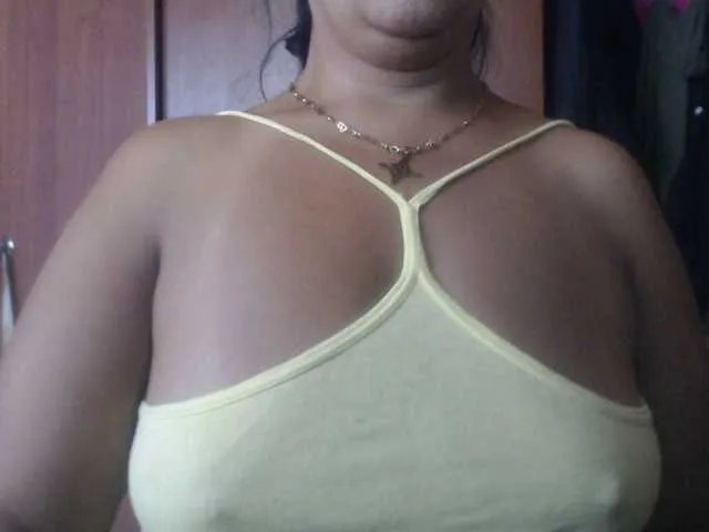 Freechat Meganny2023 on BongaCams