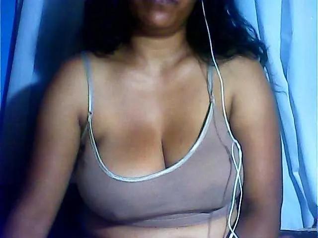 Masturbate to MIRANDAW, she wants to masturbate for you MIRANDAW from BongaCams