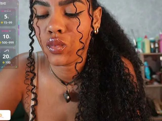 Nahomixjones on BongaCams