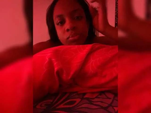 Masturbate to NahomyHart, she wants to masturbate for you NahomyHart from BongaCams